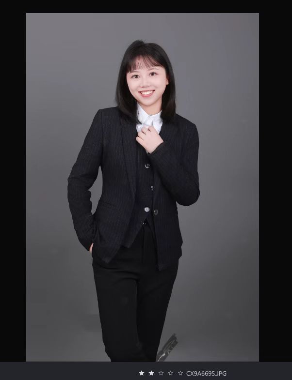 李露银